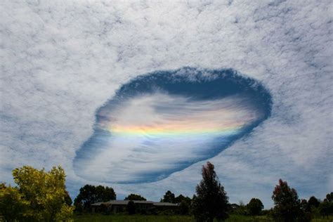 Fallstreak Hole cloud formation in Victoria - ABC News (Australian Broadcasting Corporation)