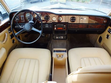 Prestige Automotiv - Anciennes voiture - ROLLS ROYCE SILVER SHADOW II 1978