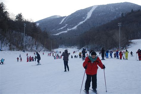 Ski Slopes in Yabuli Ski Resort - Harbin Ice Festival Wallpapers, China