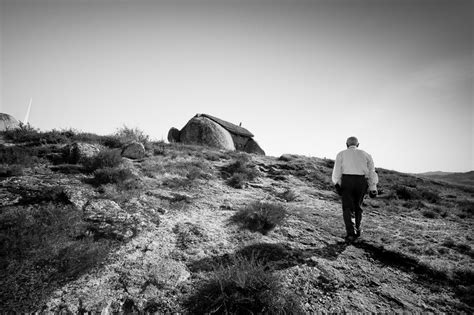 Portugal's Stone House | ArchDaily