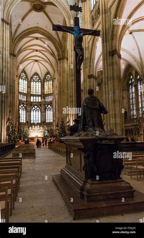 Nave and vault of Regensburg Cathedral (Dom St. Peter), Gothic style ...