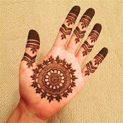 Latest Best Designs For Front Hand Mehendi Designs - Fashion Beauty Mehndi Jewellery Blouse Design