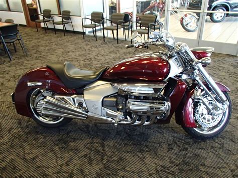 RARE 2005 Honda Valkyrie Rune (NRX1800EA4) Chrome Edition w/only 3,802 ...