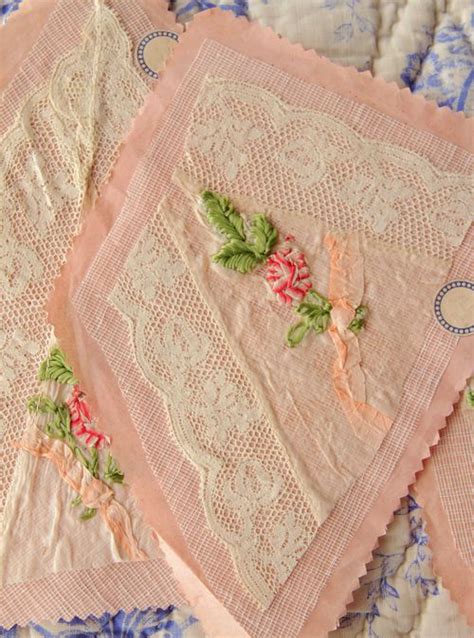 Handkerchief with lace and embroidered florals. | China patterns ...