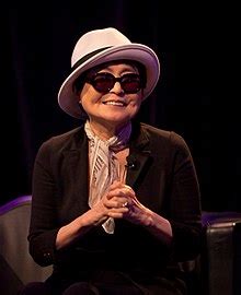 Yoko Ono - Wikipedia