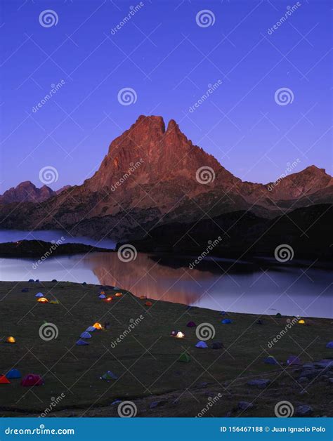 Lac Gentau And Midi D Ossau, Lacs D Ayous In The Pyrenees National Park ...