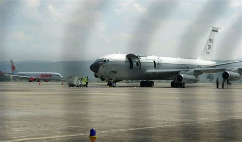 Air Force Boeing 707 makes emergency landing in Indonesia