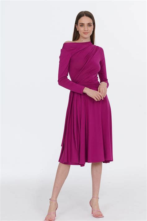 Viva Magenta infinity midi dress with long sleeves – NAOKO-STORE.com