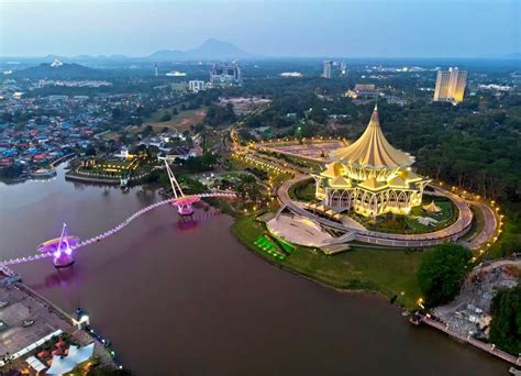 15 Tourist Places in Sarawak > Best Places to Visit in Sarawak