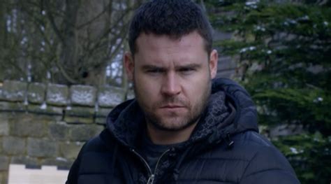 Emmerdale spoilers: Aaron Dingle is brutally attacked tonight when ...