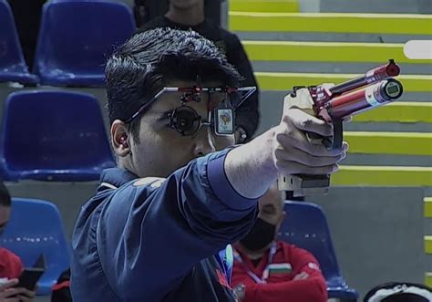 Saurabh Chaudhary claims gold in shooting World Cup - Rediff Sports