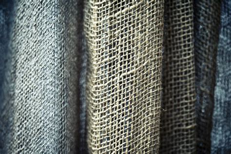 Introduction to Jute: A Widely Used Fabric in Home Decor