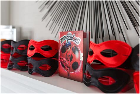 Miraculous: Ladybug and Cat Noir Birthday Party Decor