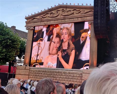 André Rieu en Emma Kok bundelen krachten voor bruisende versie van ...