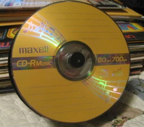 Guide to the Best Blank CD's for Burning Music - Nerd Techy