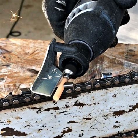 How to Sharpen A Chainsaw With A Dremel Sharpening Kit: Easy Steps ...