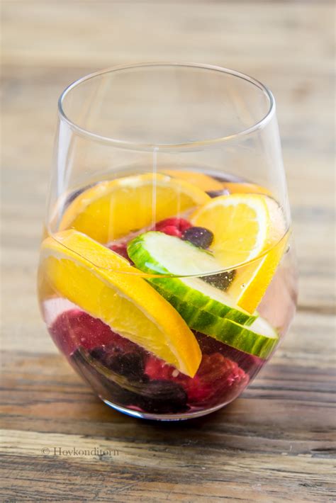 Fruit Infused Detox Drink