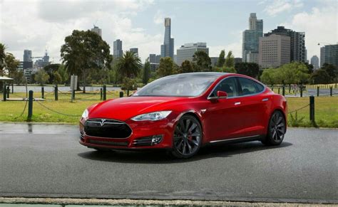 TESLA MODEL S