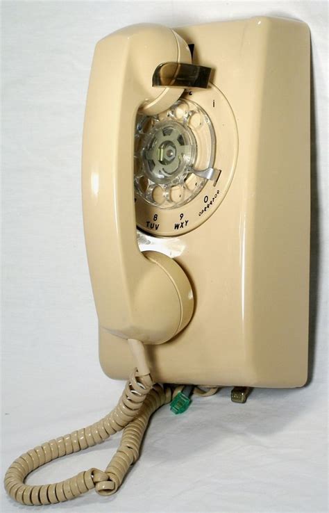 RETRO CLASSIC BEIGE ITT 554 ROTARY DIAL WALL PHONE TELEPHONE WORKS CURLY CORD | Wall phone ...