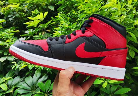 Air Jordan 1 Mid Bred 554724-074 2020 Release Date - SBD