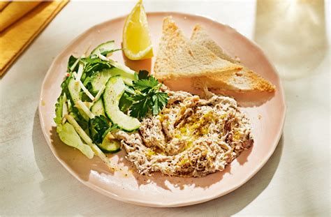 Jamie's Smoked Mackerel Pâté Recipe | Jamie Oliver Recipes | Tesco Real Food