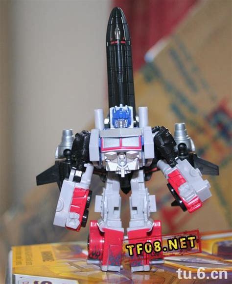 ROTF Legends Optimus Prime & Jetfire: COMBINED! - The Toyark - News