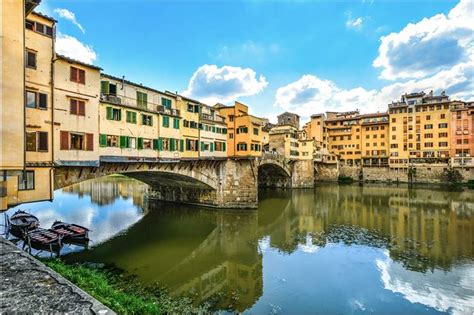 Ponte Vecchio - Oldest Bridge in Florence and Vasari Corridor