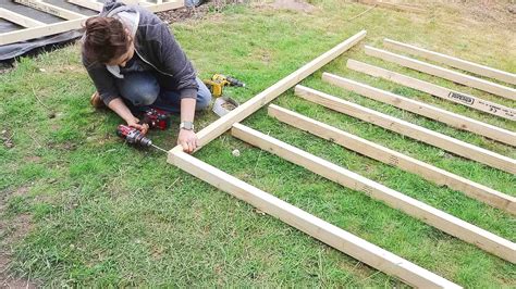 Cheap Diy Shed Base / How To Build A Wooden Shed Base Waltons Blog Waltons : Measuring and ...