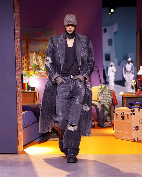 Louis Vuitton Autumn/Winter 2023 Menswear | AnOther