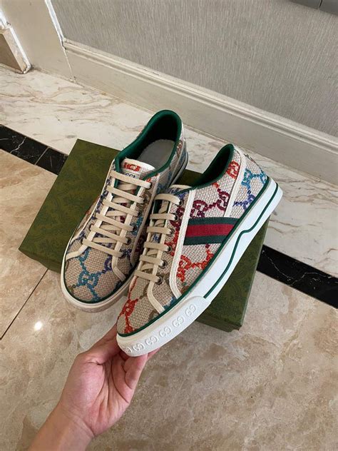 Replica Gucci Sneakers Women | Knockoff Gucci Sneakers Women in 2022 | Casual shoes women ...