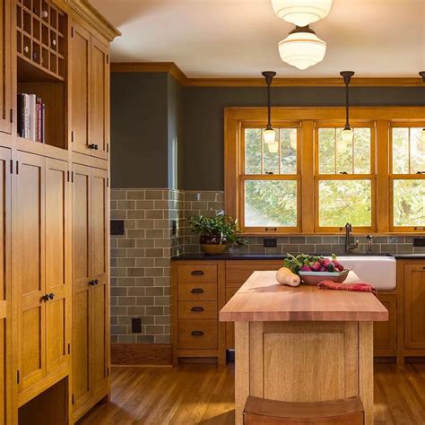 These Are 10 Classic Features of a Craftsman-Style Interior | Craftsman kitchen, Craftsman style ...