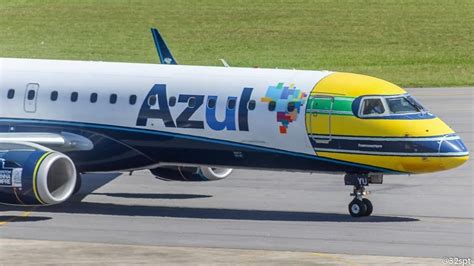 Ayrton Senna do Brasil! 😍 💺 @azulinhasaereas @embraer 195 📌 REC/SBRF 🔴 #voeazul #photo # ...