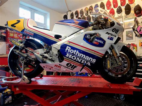 Honda NSR500: Street-Legal 500cc GP Bike! – BikeBound