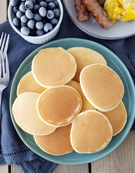 Mini Pancakes - Amanda Cooks & Styles