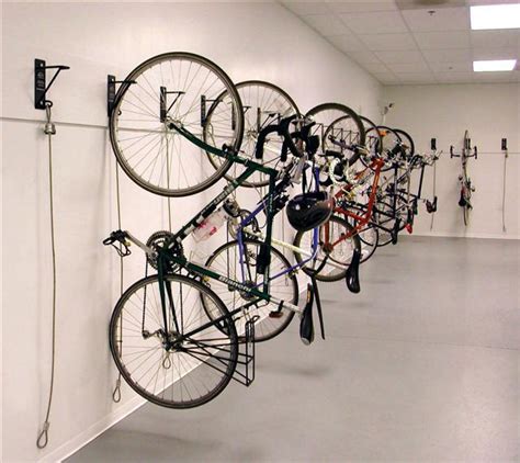 NYC BIKE STORAGE. HOW TO DESIGN BIKE STORAGE ROOMS IN NYC: Indoor Bike Racks East 51st St NYC