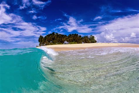 Mentawai Islands ~ Mentawai Boat Trip | Surging Waters