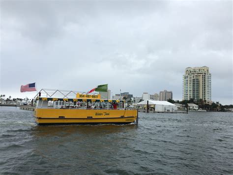 Things to do in Fort Lauderdale, water taxi - The Weekend Jetsetter