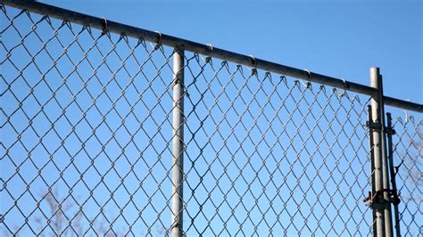 7 Chain-Link Fence Materials to Include in Its Installation