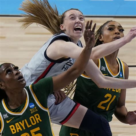 Paige Bueckers Drops 28 as UConn Edges Baylor to Reach 13th Straight ...