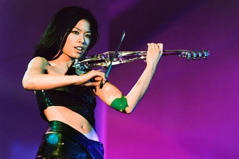 Vanessa-Mae swaps stage for the slopes as violinist bids to be second ...