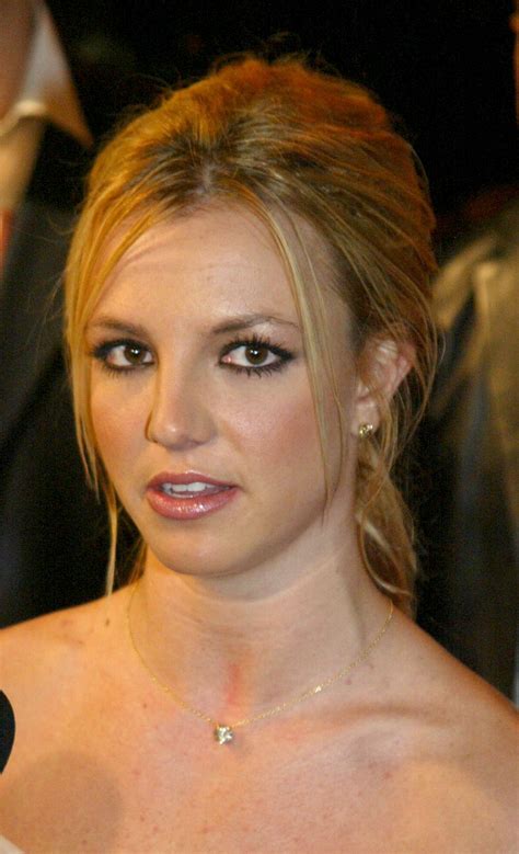 20 Britney Spears’ Eye Makeup Looks That Are Completely Intoxicating