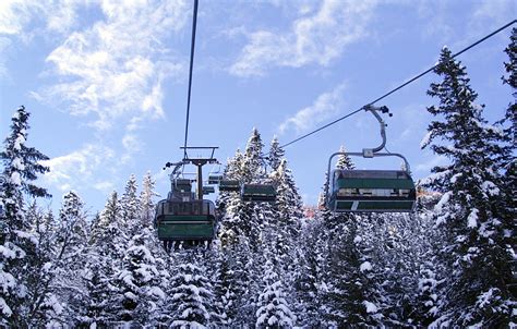 File:Chair lift in Bad Hofgastein Austria.jpg - Wikimedia Commons