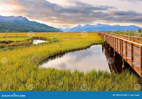 Beautiful Sunrise at Potter Marsh Wildlife Viewing Boardwalk, Anchorage ...