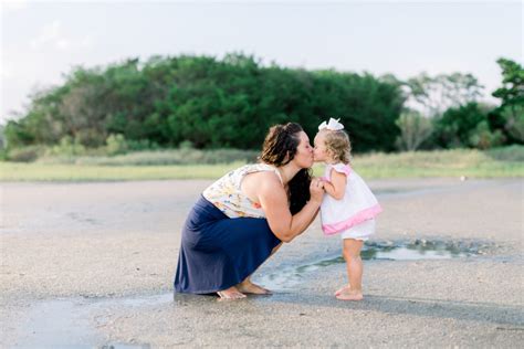 Butterbean Beach, Savannah | Mommy + Me - Showit Blog