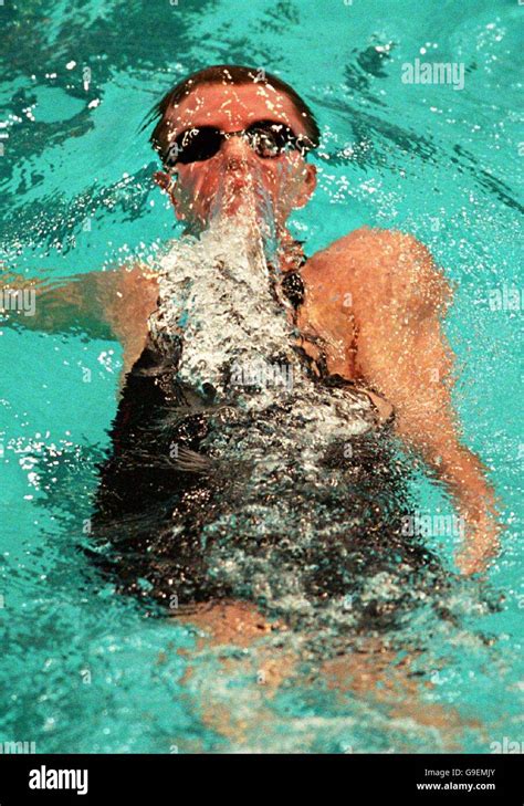 Sydney 2000 Olympics -Swimming - Men's Individual 400m Medley ...