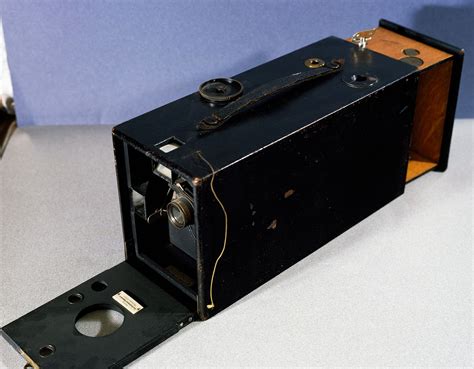 Kodak camera | Definition, Inventor, History, & Facts | Britannica