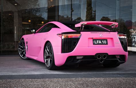 Cars GTO: 2012 Lexus LFA Pink