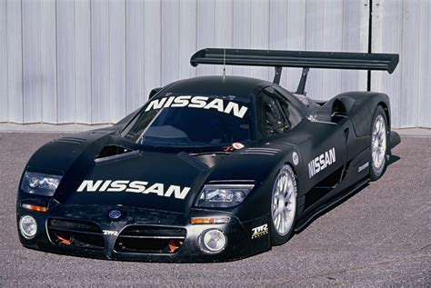 Remarkable Cars: Nissan R390 GT1 - GTspirit