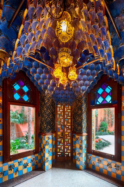 Marvelous Architecture of Gaudí’s Casa Vicens | Antoni gaudi, Gaudi ...