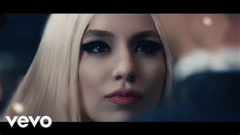 Ava Max - Kings & Queens (Music Video) - YouTube